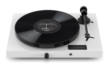 Pro-Ject JukeBox E1 + OM5e - Gramofon s vestavěným zesilovačem a přijímačem Bluetooth - Barva: Bílá