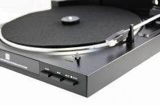DUAL DT 210-1 Černý - plný automat s USB + dárek