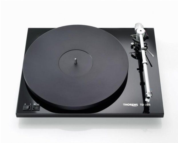 Thorens TD 203 - Barva: Černá