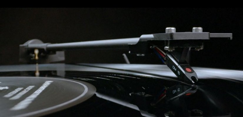 Pro-Ject A1 - plně automatický gramofon