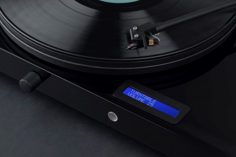 Pro-Ject JukeBox E + OM5e - Barva: Bílá