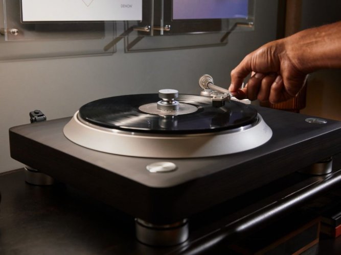 Denon DP-3000NE