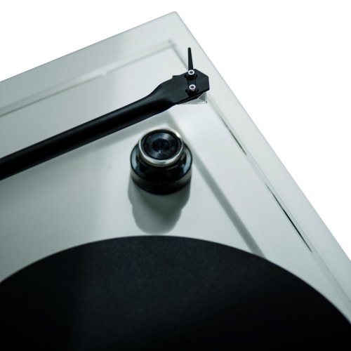 Pro-Ject XA B + Pick It PRO B - Akrylový gramofon se symetrickým výstupem 5P-DIN