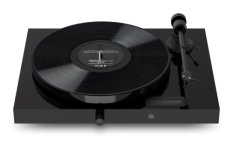 Pro-Ject JukeBox E1 + OM5e - Gramofon s vestavěným zesilovačem a přijímačem Bluetooth