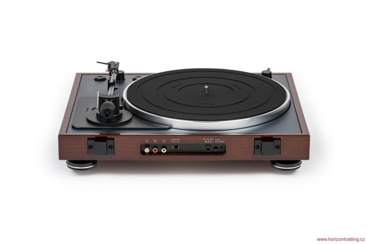 THORENS TD-102A + čistící sada TESLA 6v1 ZDARMA - Barva: Černá