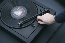 Pro-Ject A2 - Třírychlostní plně automatický gramofon