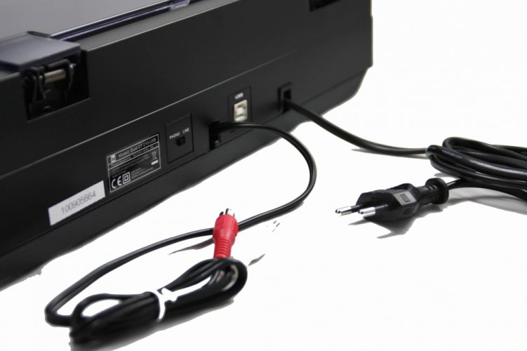 DUAL DT 210-1 Černý - plný automat s USB + dárek