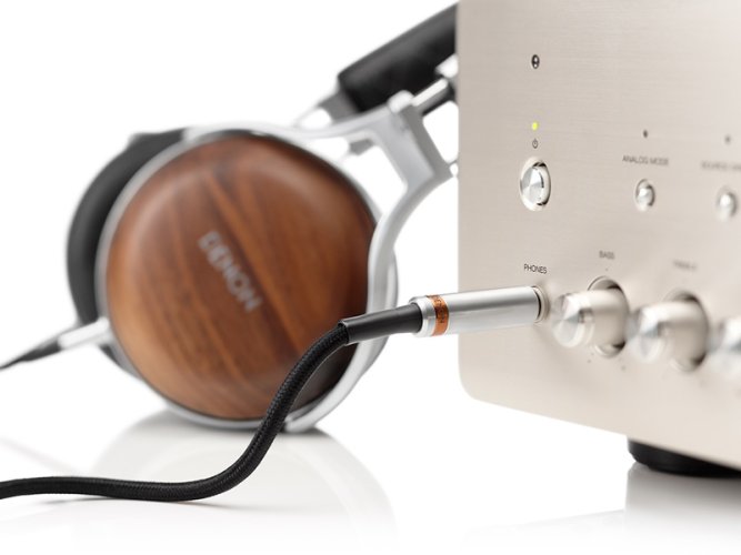 Sluchátka Denon AH-D7200