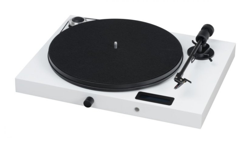 Pro-Ject Debut Carbon Evo + 2MRed