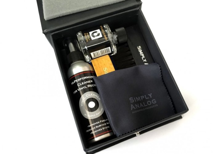 Simply Analog - VINYL RECORD CLEANING BOX SET WOOD